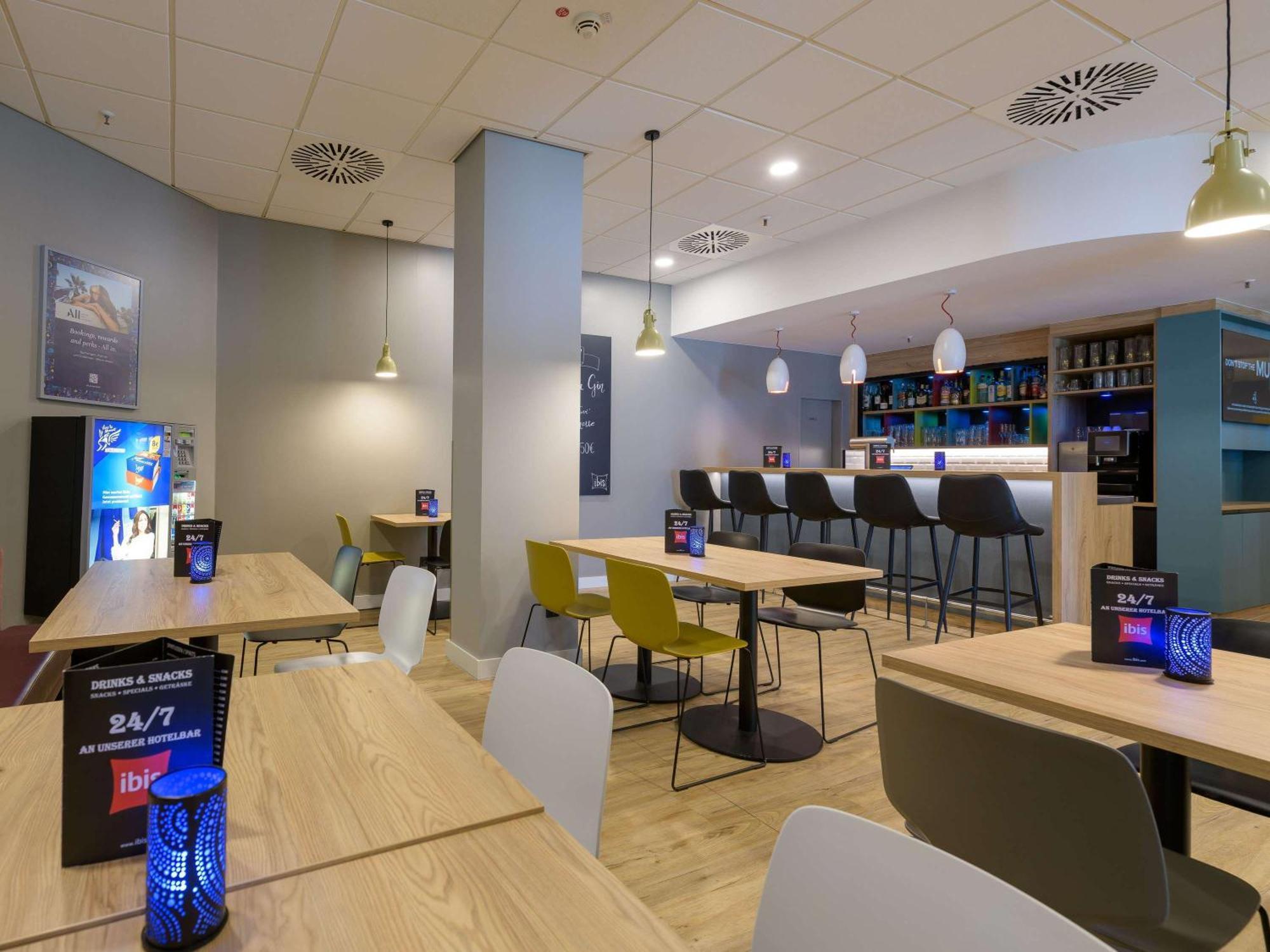 Ibis Hotel Frankfurt Messe West Frankfurt am Main Exterior photo