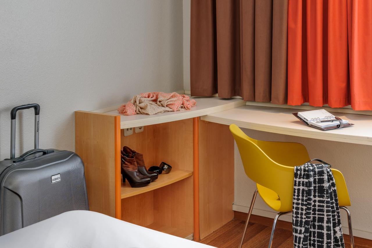 Ibis Hotel Frankfurt Messe West Frankfurt am Main Exterior photo